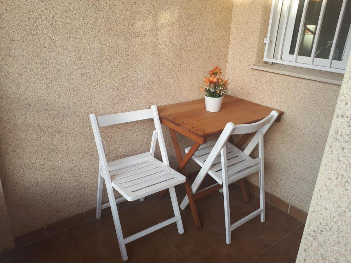 Apartamento 9 De Octubre لوس مونتيسينوس المظهر الخارجي الصورة